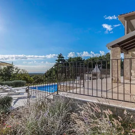 Lovely In With Outdoor Swimming Pool Holiday home *